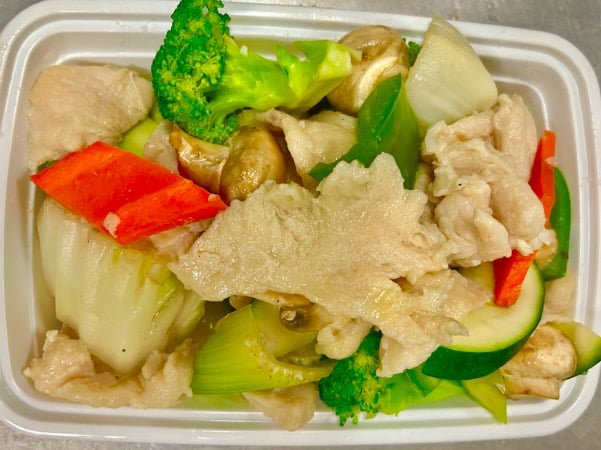 D2. Chicken with Vegetables