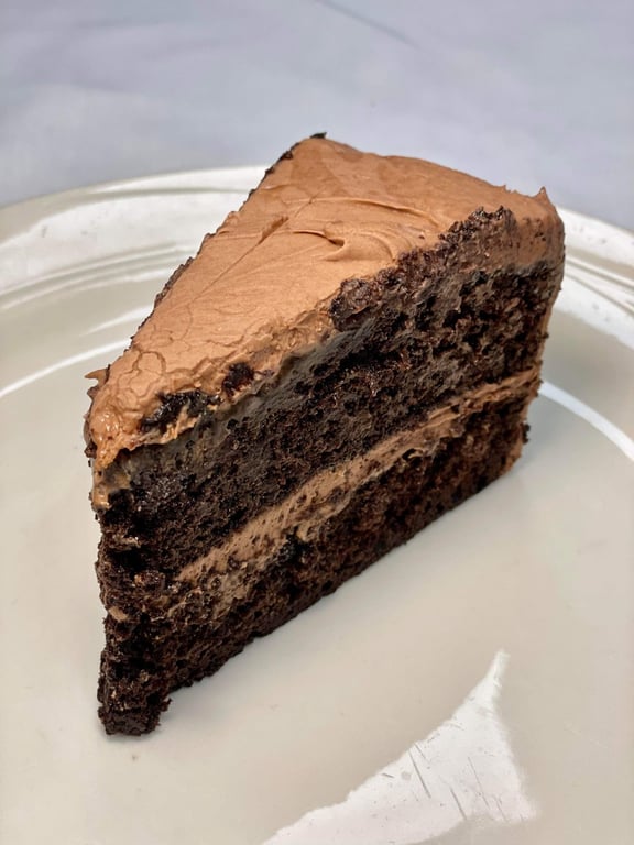 GLUTEN FREE & DAIRY FREE CHOCOLATE CAKE