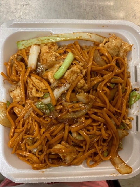 16. Chicken Lo Mein