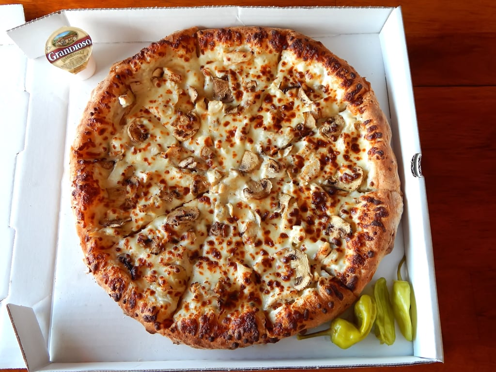 Chicken Alfredo Pizza