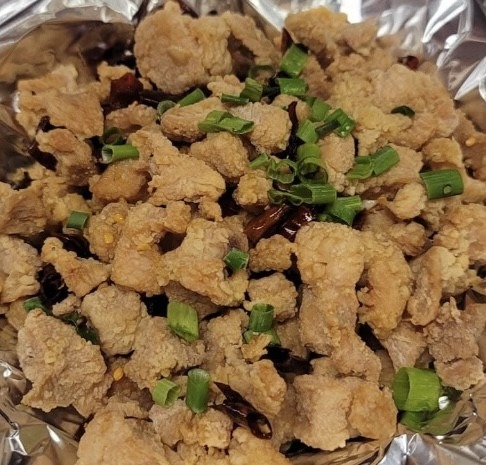 T6. Spicy Chicken (辣子鸡)