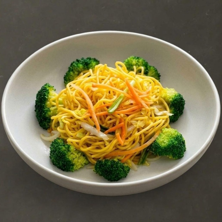 23. 菜捞面<br> Vegetable Lo Mein