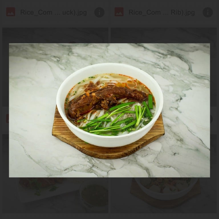 F11. Pho Suon - Pho Spare Rib