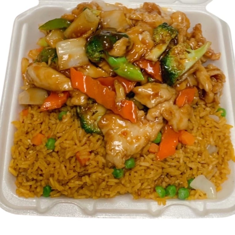 C13. Chicken w. Garlic Sauce 鱼香几