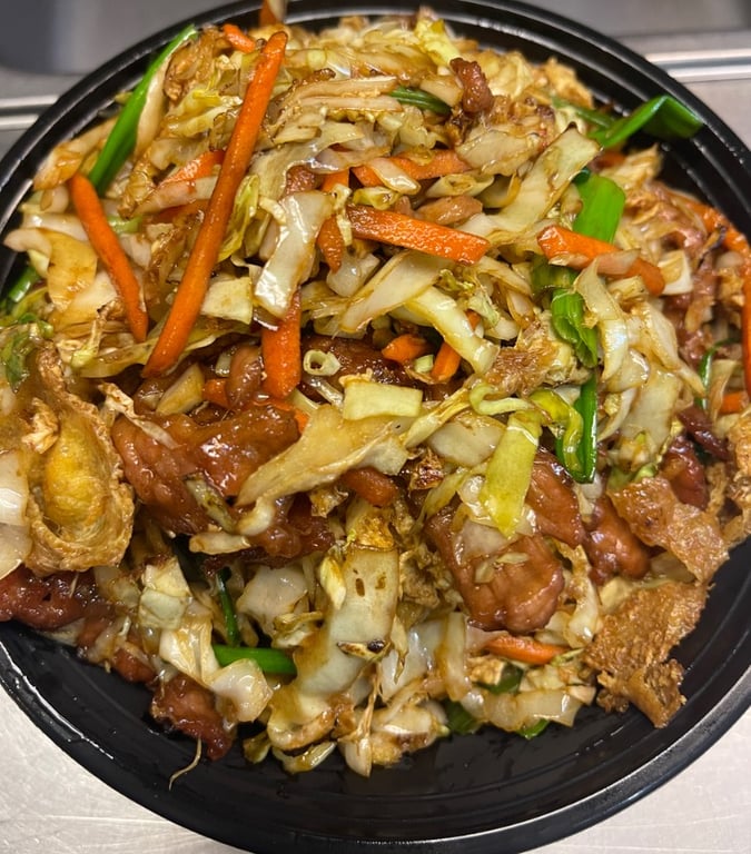 B07. Moo Shu Beef w. 4 Pancakes