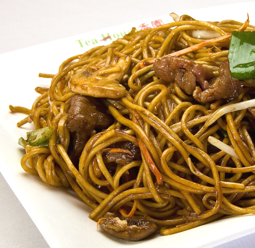 32. Beef Lo Mein