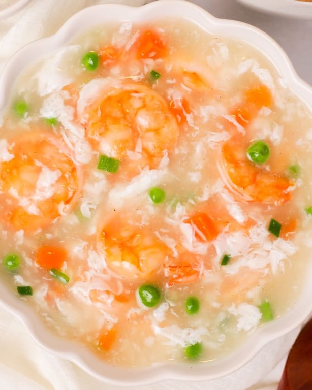 82. Shrimp w. Lobster Sauce