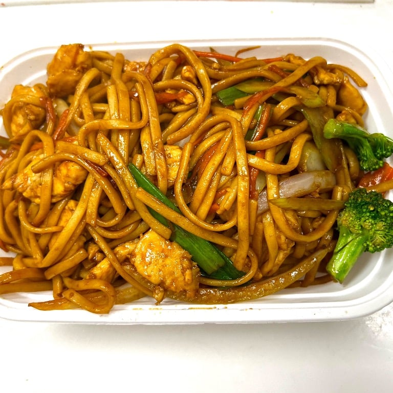 Chicken Lo Mein