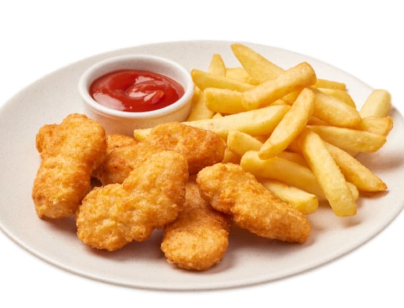 Chicken Nuggets (6) & Fries