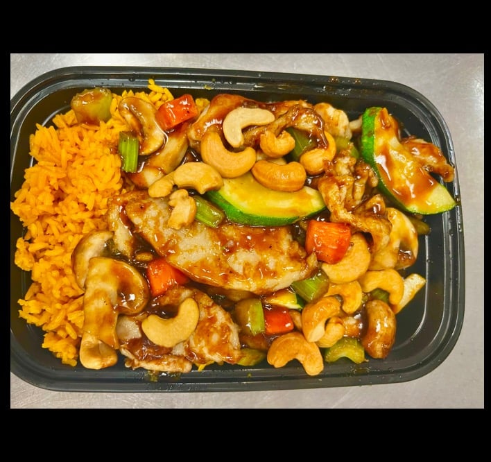 61. Chicken with Cashew Nuts