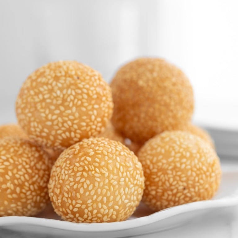 Sesame Balls (12) 芝麻球