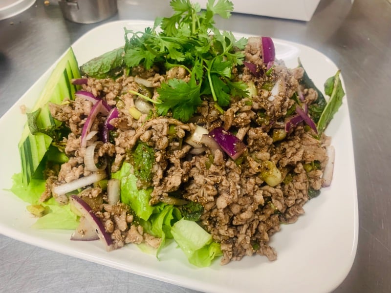 Larb (ลาบ)