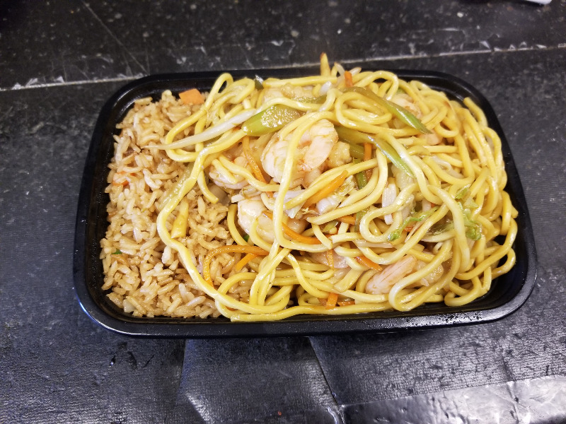 C 2. 虾捞面 Shrimp Lo Mein