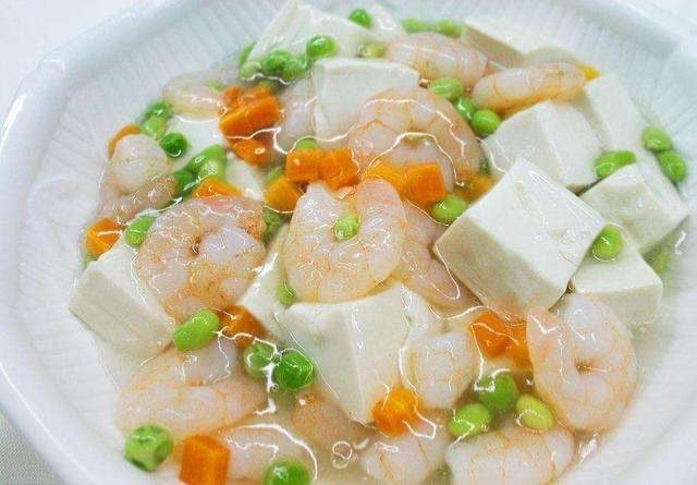 Shrimp w. Tofu  虾仁豆腐