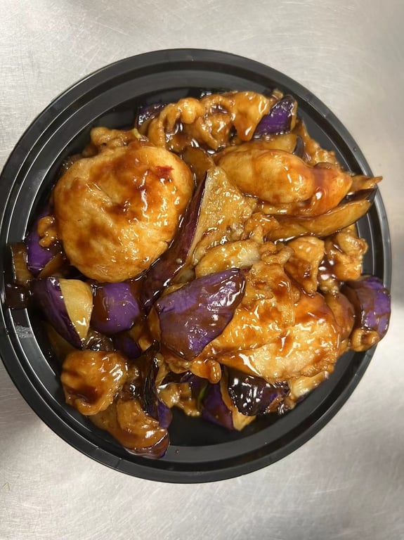 65. Chicken with Eggplant in Garlic Sauce