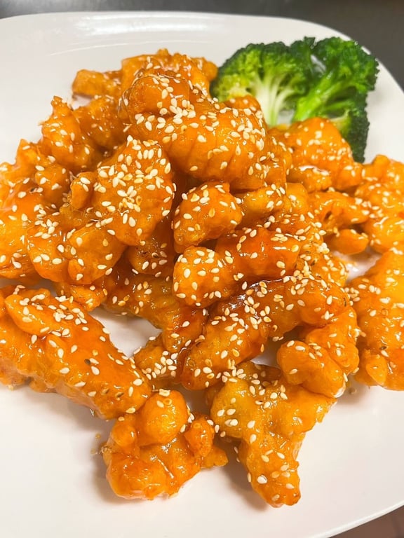 6. Sesame Chicken 芝麻鸡