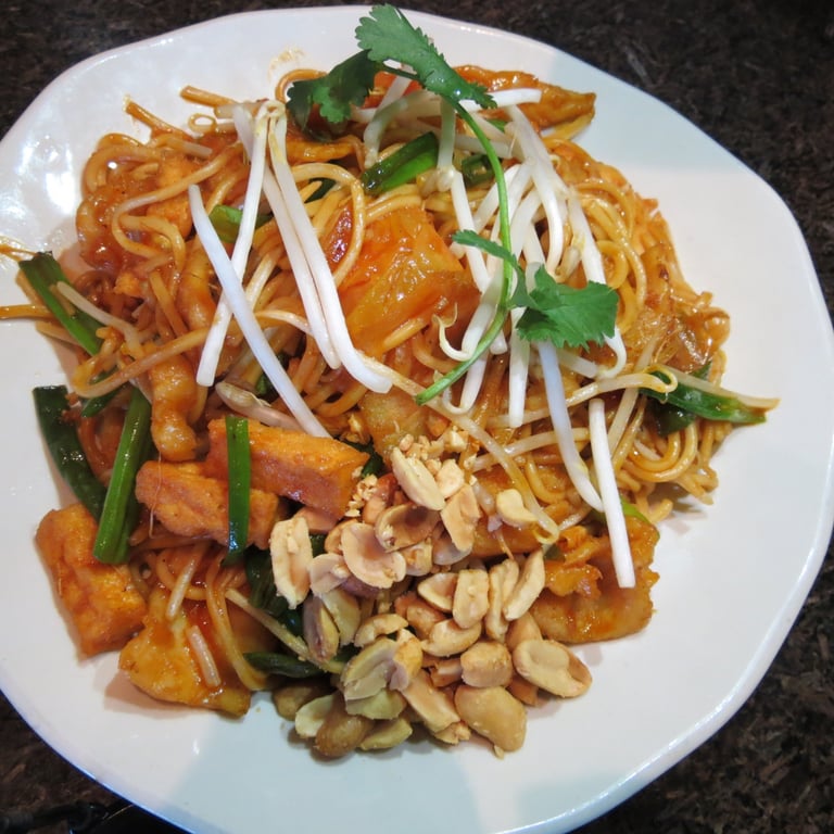 29. Pad Thai Noodle