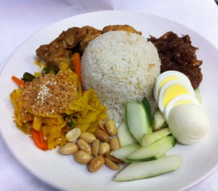 70. Nasi Lemak 椰浆饭