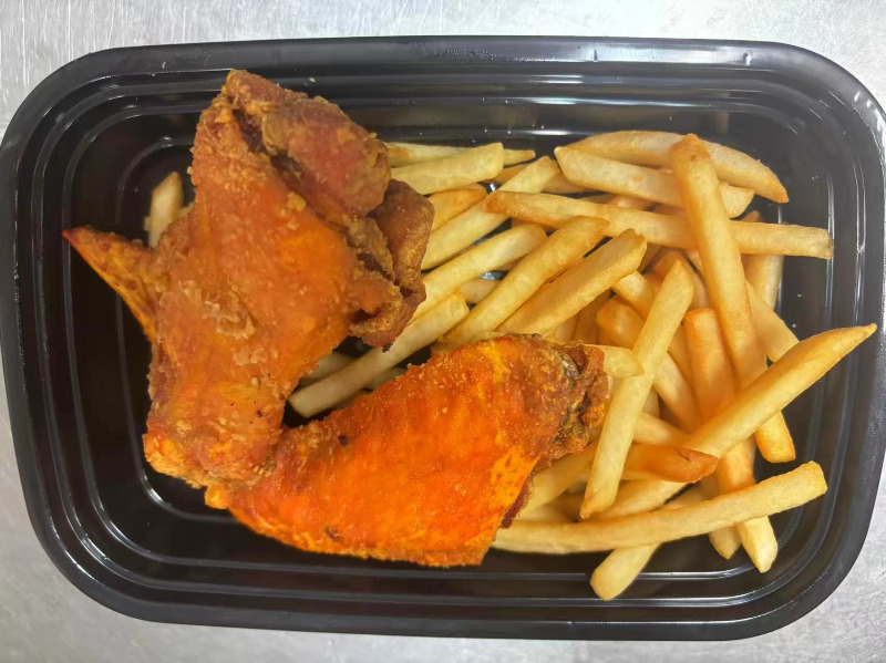 K6. Chicken Wings (2) with Fries