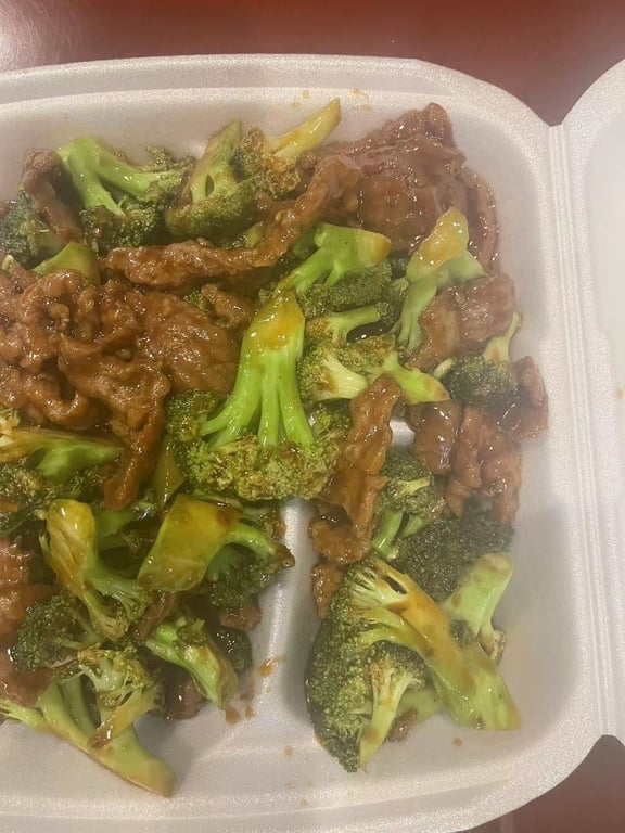 601. 芥兰牛<br>Sliced Beef with Broccoli