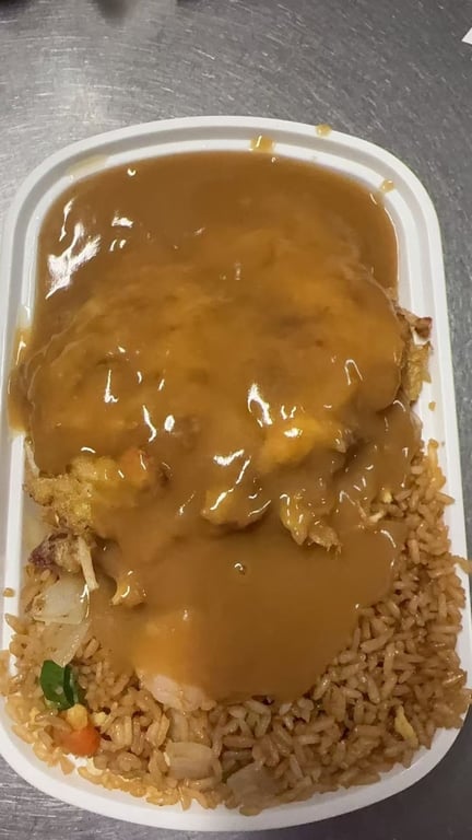 C13.   Pork Egg Foo Young 叉烧蓉蛋