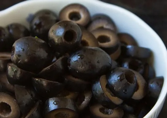 Sliced Black Olives