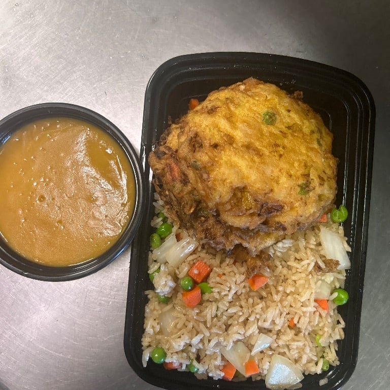 C 鸡蓉蛋<br>C31. Chicken Egg Foo Young (2 Patties)