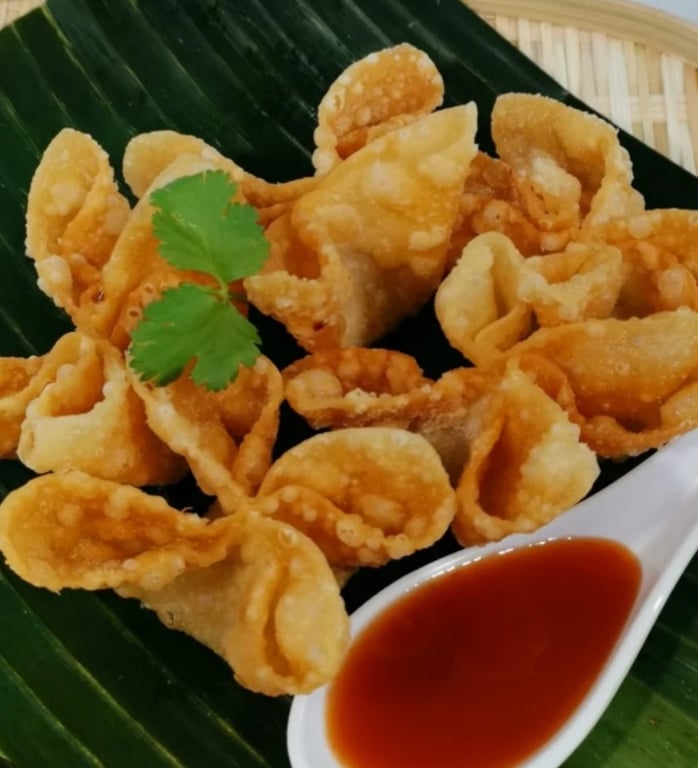 3. Cream Cheese Wontons (6)
