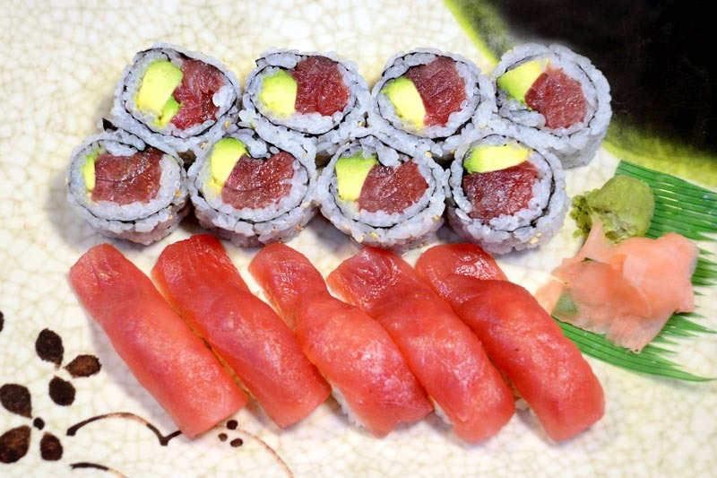 C4. Tuna Sushi Combo Image