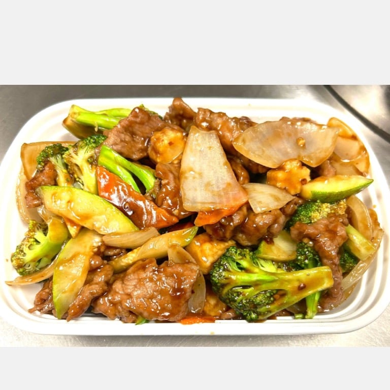 65. Beef w. Mixed Vegs.