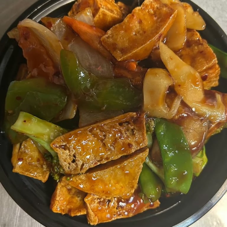 鱼香豆腐 <br> Tofu w. Garlic Sauce