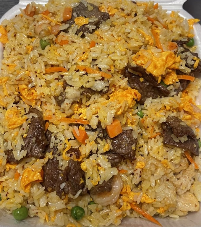 R4. Beef Fried Rice (牛肉炒饭)