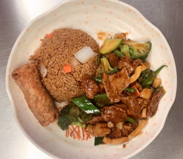 C13. Beef w. Mixed Vegetable