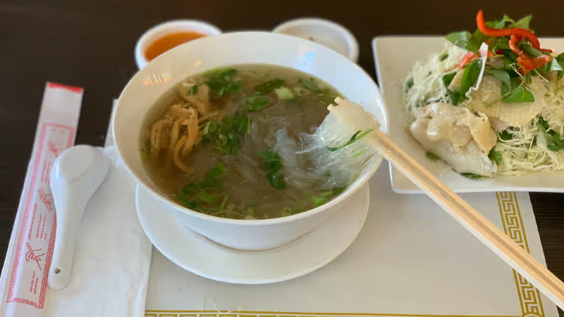 18. Mien Mang Goi Ga