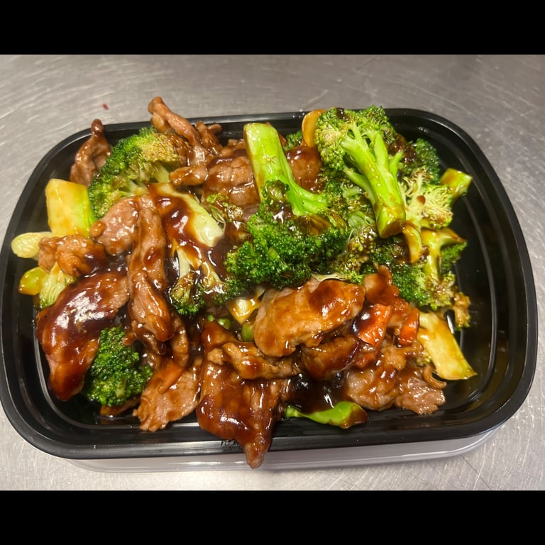79. Beef w. Broccoli