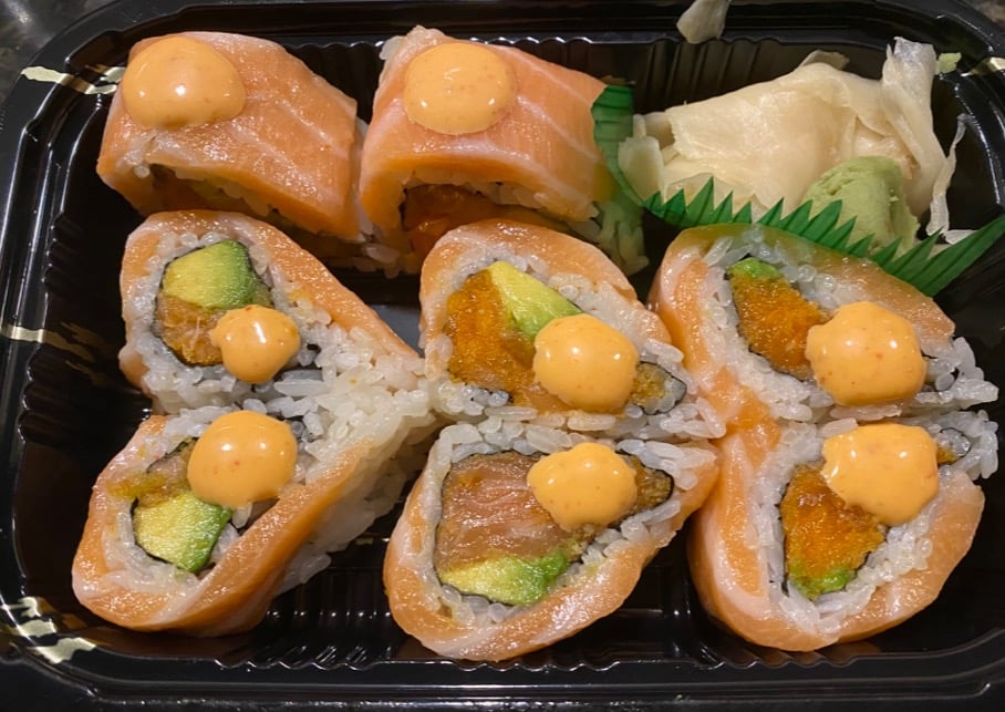 Salmon Lover's Roll (8pcs)