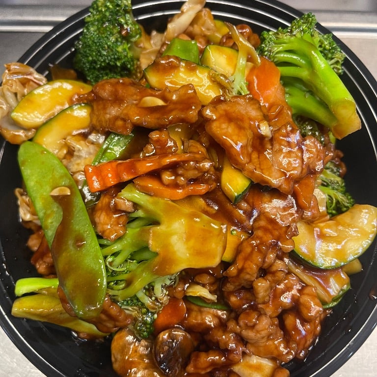 B02. Beef with Mixed Vegetable