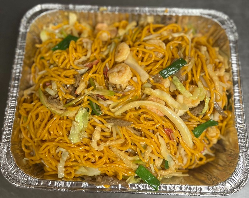 42. House Special Lo Mein