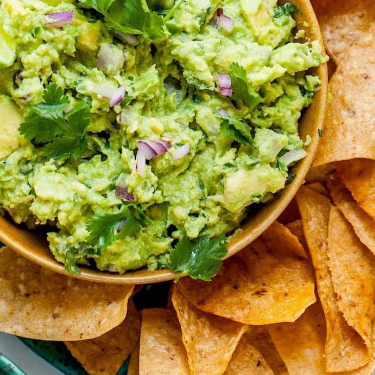 Chips & Guacamole