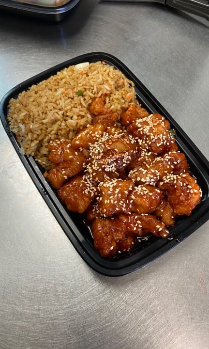 Sesame Chicken Lunch