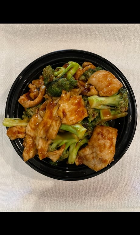 513. Chicken with Broccoli