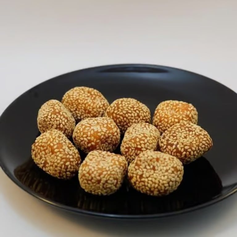 18. Sesame Ball (8 pieces)