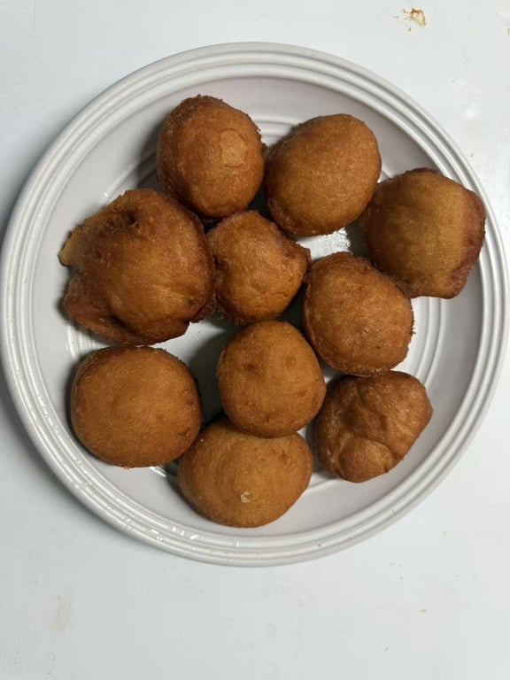 A14.炸包<br> Fried Sweet Donuts (10)