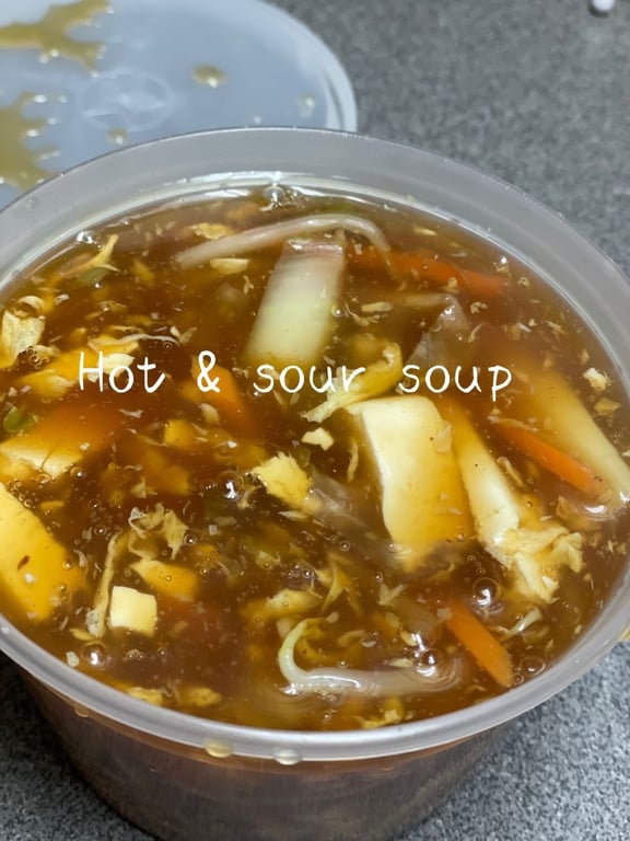 21. Hot & Sour Soup 酸辣汤