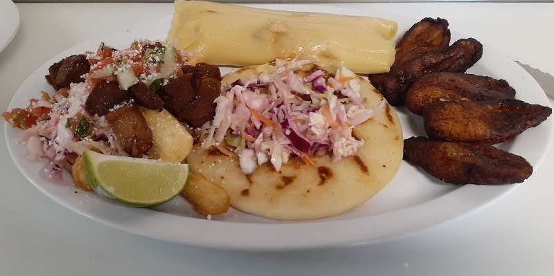 PLATO TIPICO