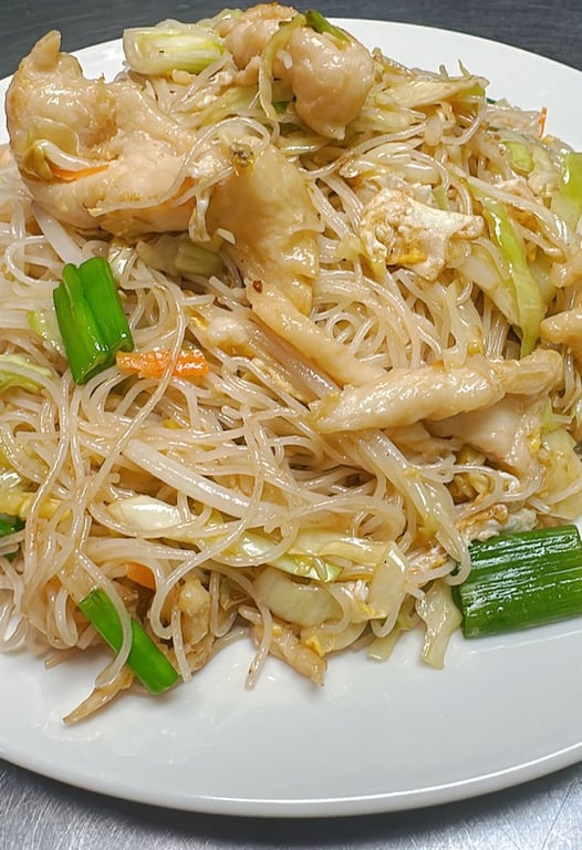 92. Chicken Chow Mein Fun 鸡炒米粉