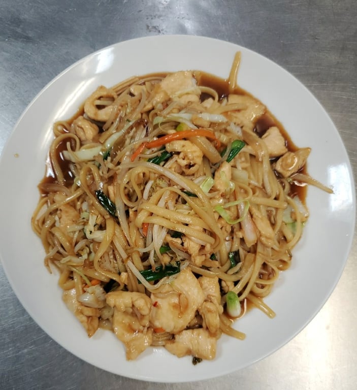 Chicken Lo Mein