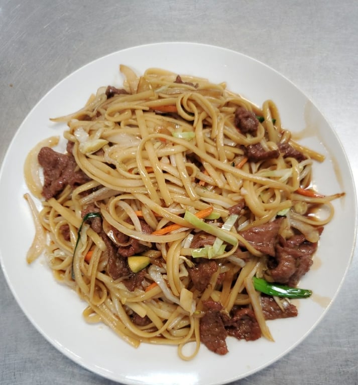 Beef Lo Mein Image