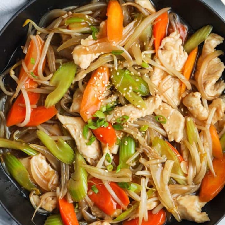 L1. Chicken Chow Mein