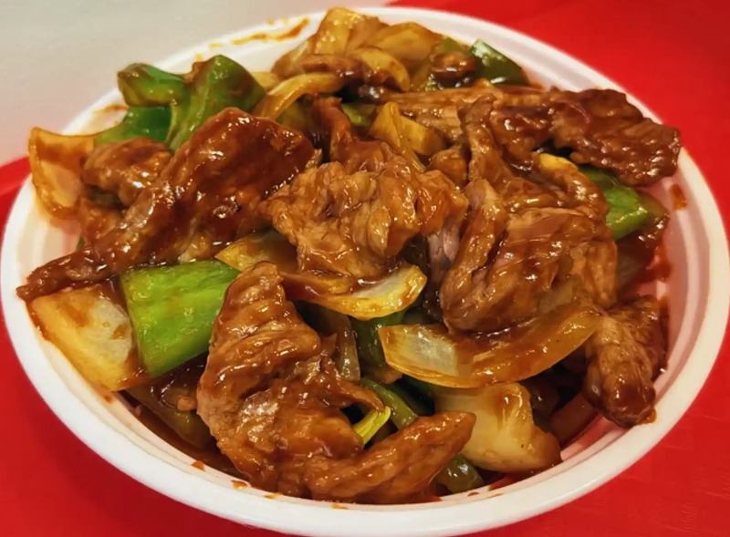 90. Pepper Steak w. Onion